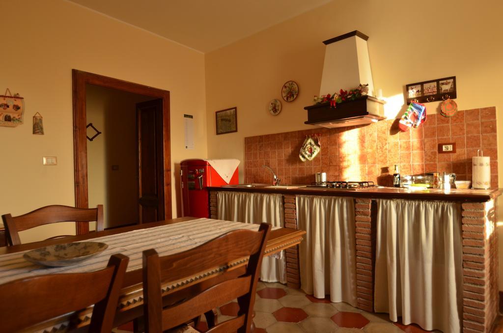 Residence Villa Valsi ซานโตสเตฟาโน ดิ เซสซานีโอ ห้อง รูปภาพ